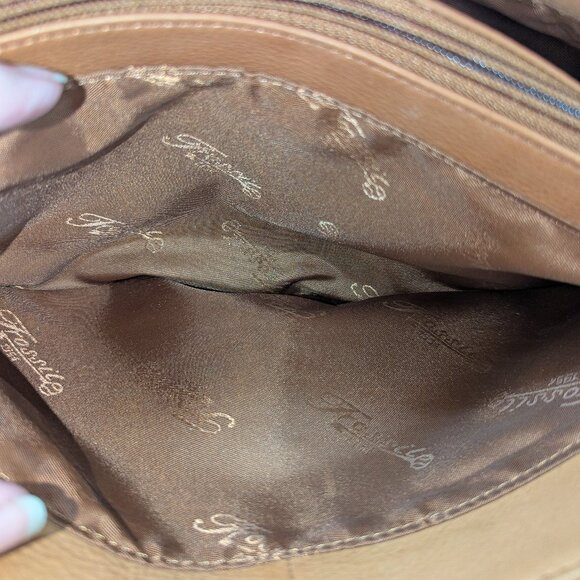 Fossil Y2K leather barrel shoulder bag with key! Clean and beautiful! - Picture 4 of 9